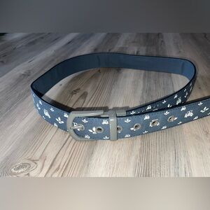 CUATER by Travis Mathew Golf Reversible Blue White Canvas Fabric Belt Size 44”